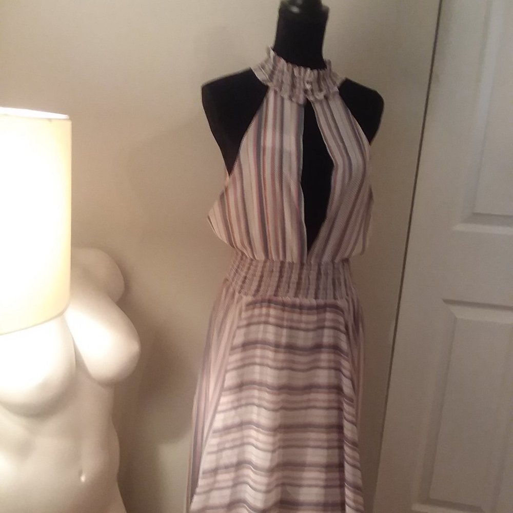 Beautiful Chiffon Maxi Dress Size 4-6
